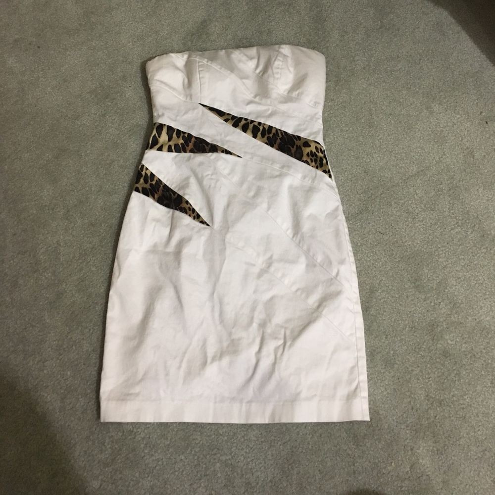White tube dress with cheetah print